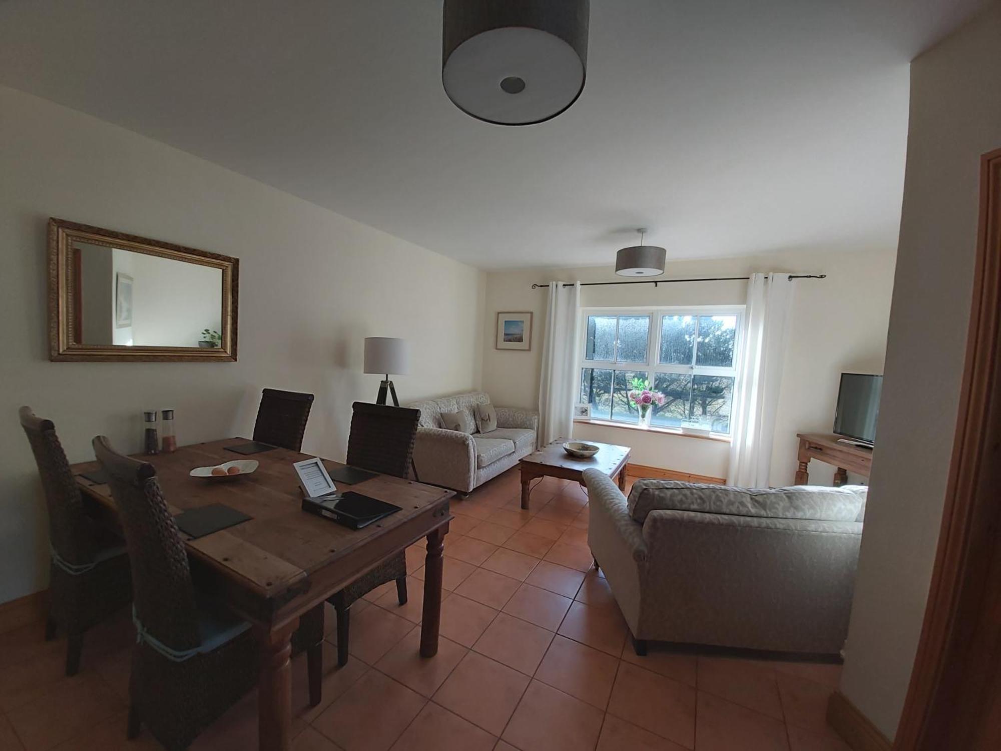 Shanakeever Farm - 2 Bedroom Apartment คลิฟเดน ห้อง รูปภาพ