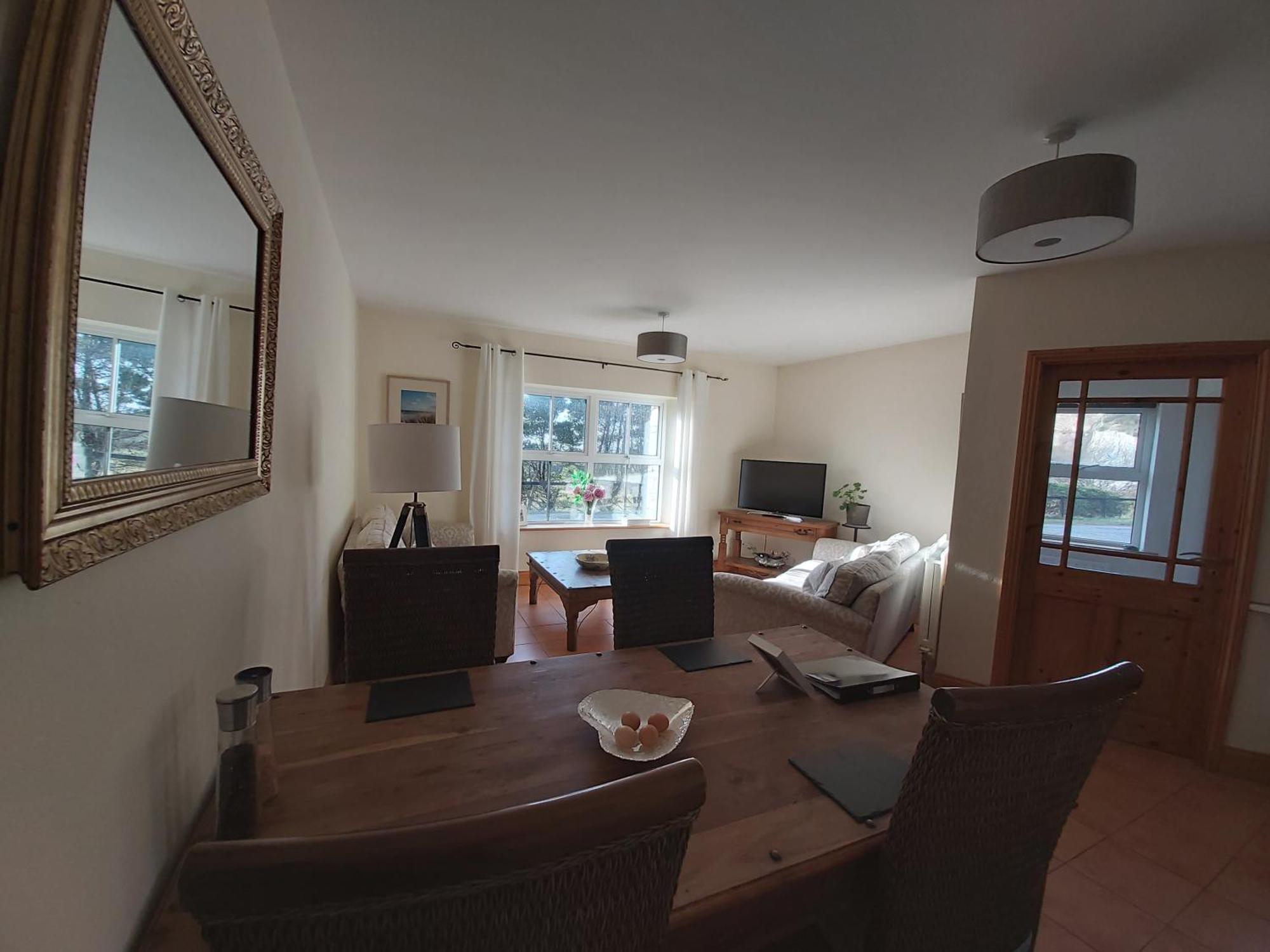 Shanakeever Farm - 2 Bedroom Apartment คลิฟเดน ห้อง รูปภาพ